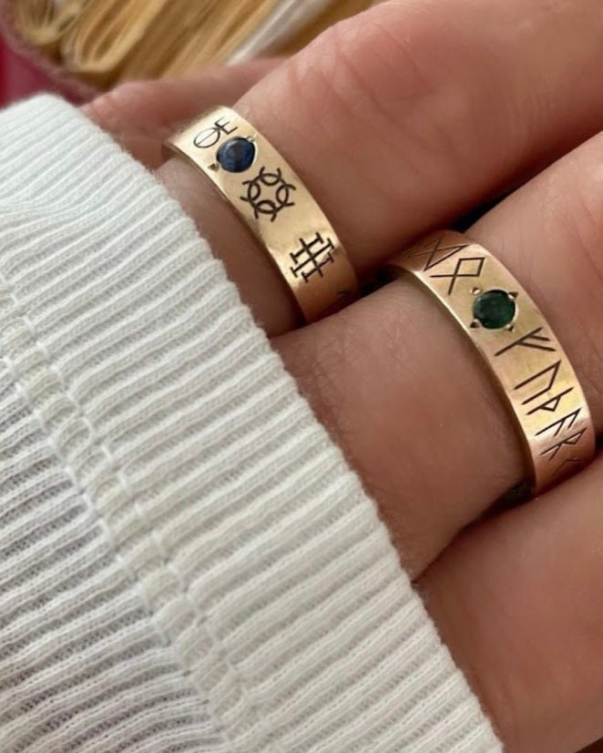 Anillo Runas Mágicas