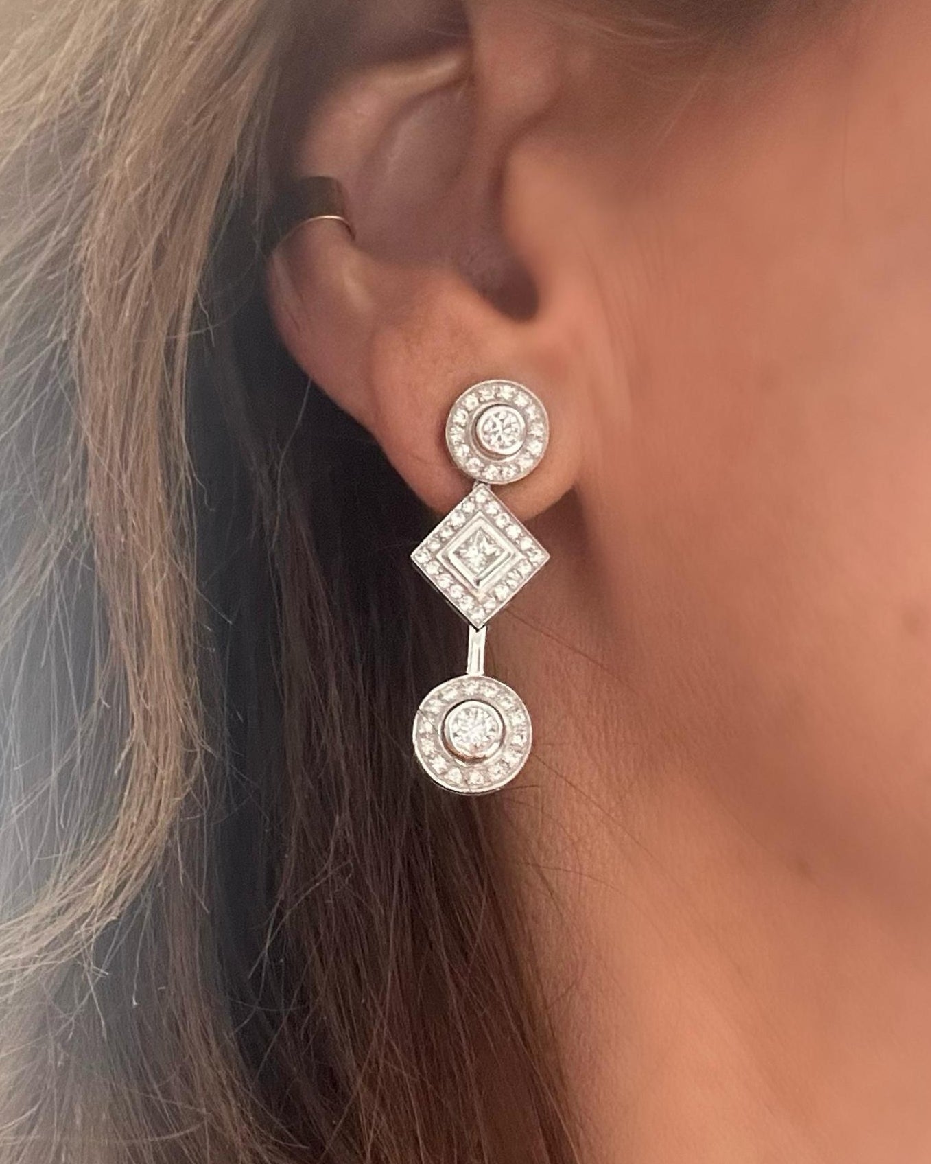 Aretes de Diamante en Oro Blanco