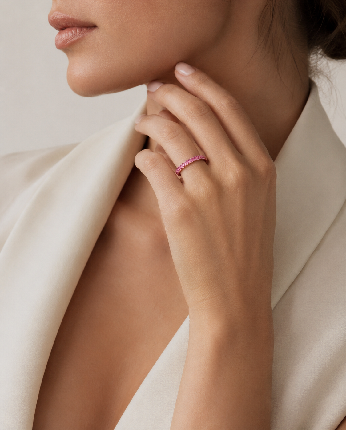 Anillo de oro 14k con rubíes