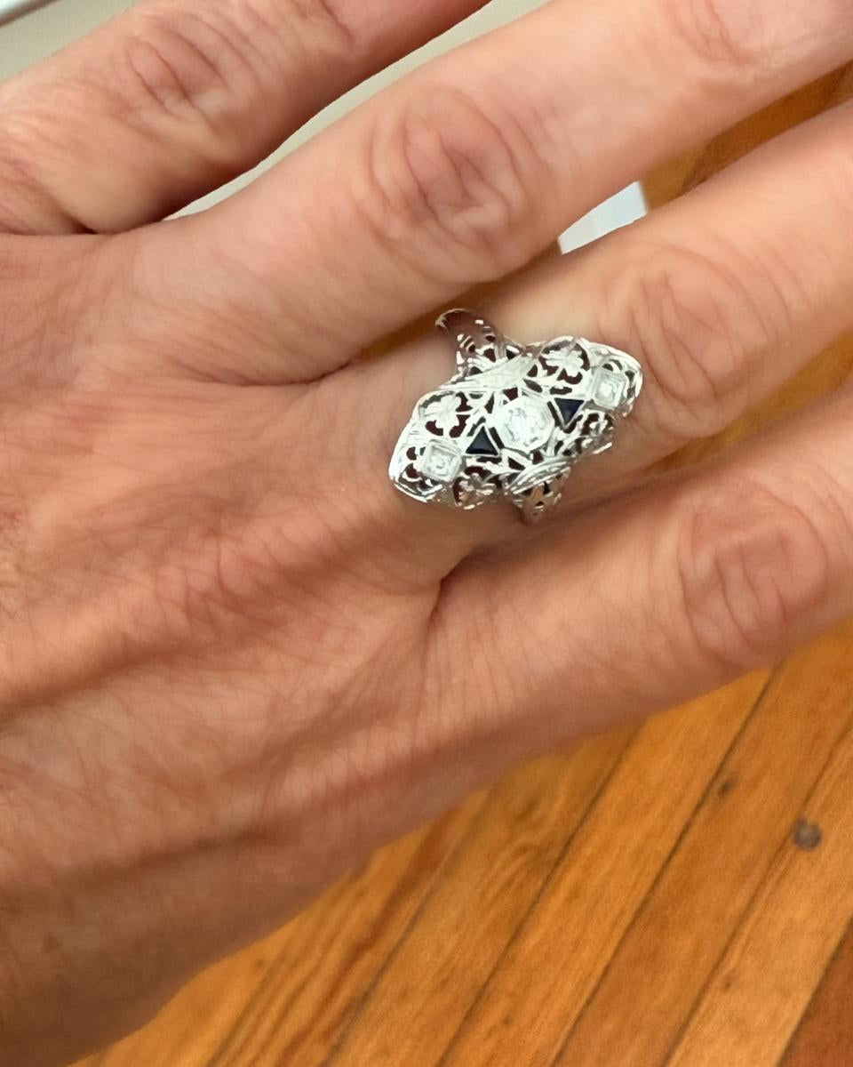 Anillo Vintage en Oro Blanco