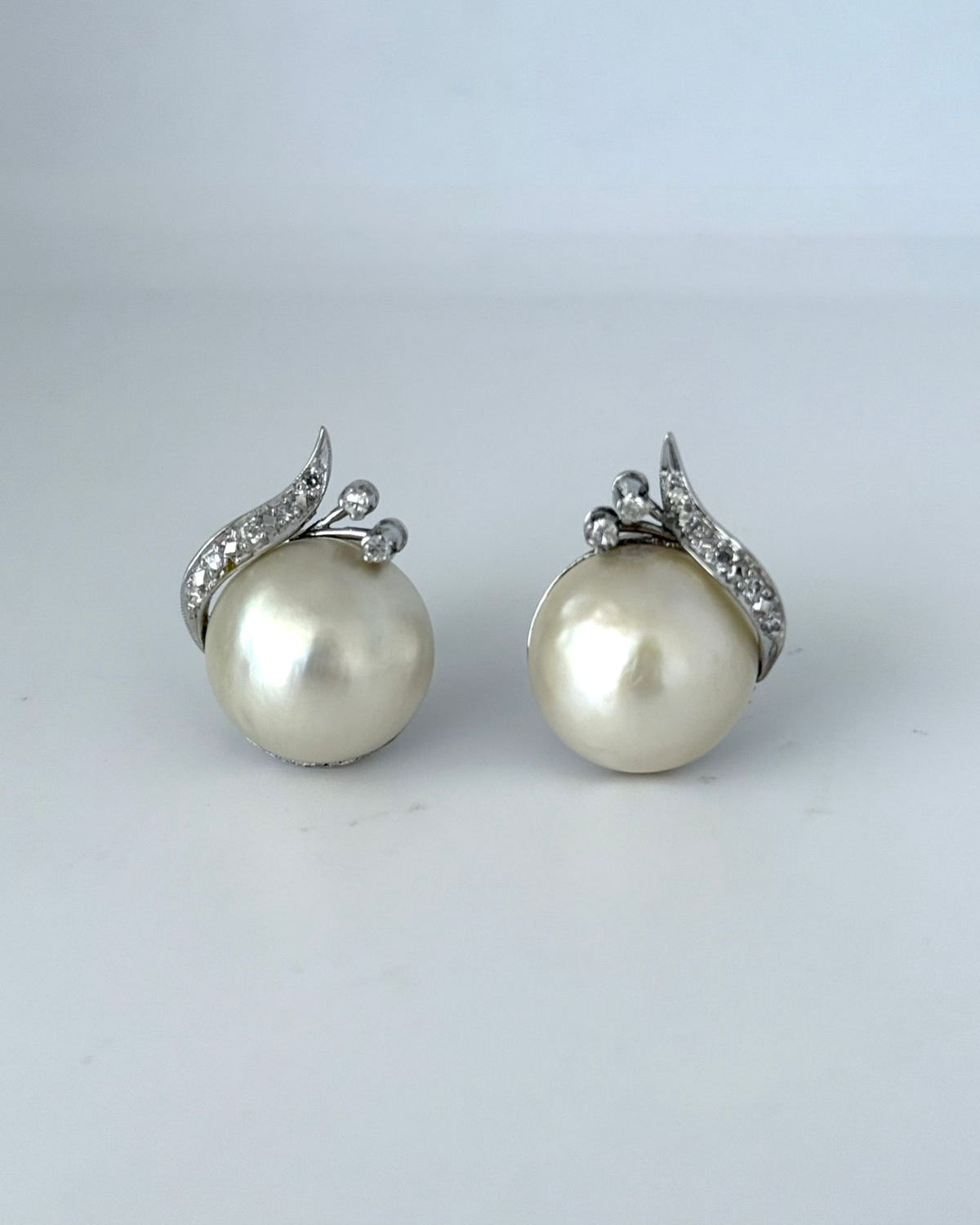 Aretes Vintage Medias Perlas