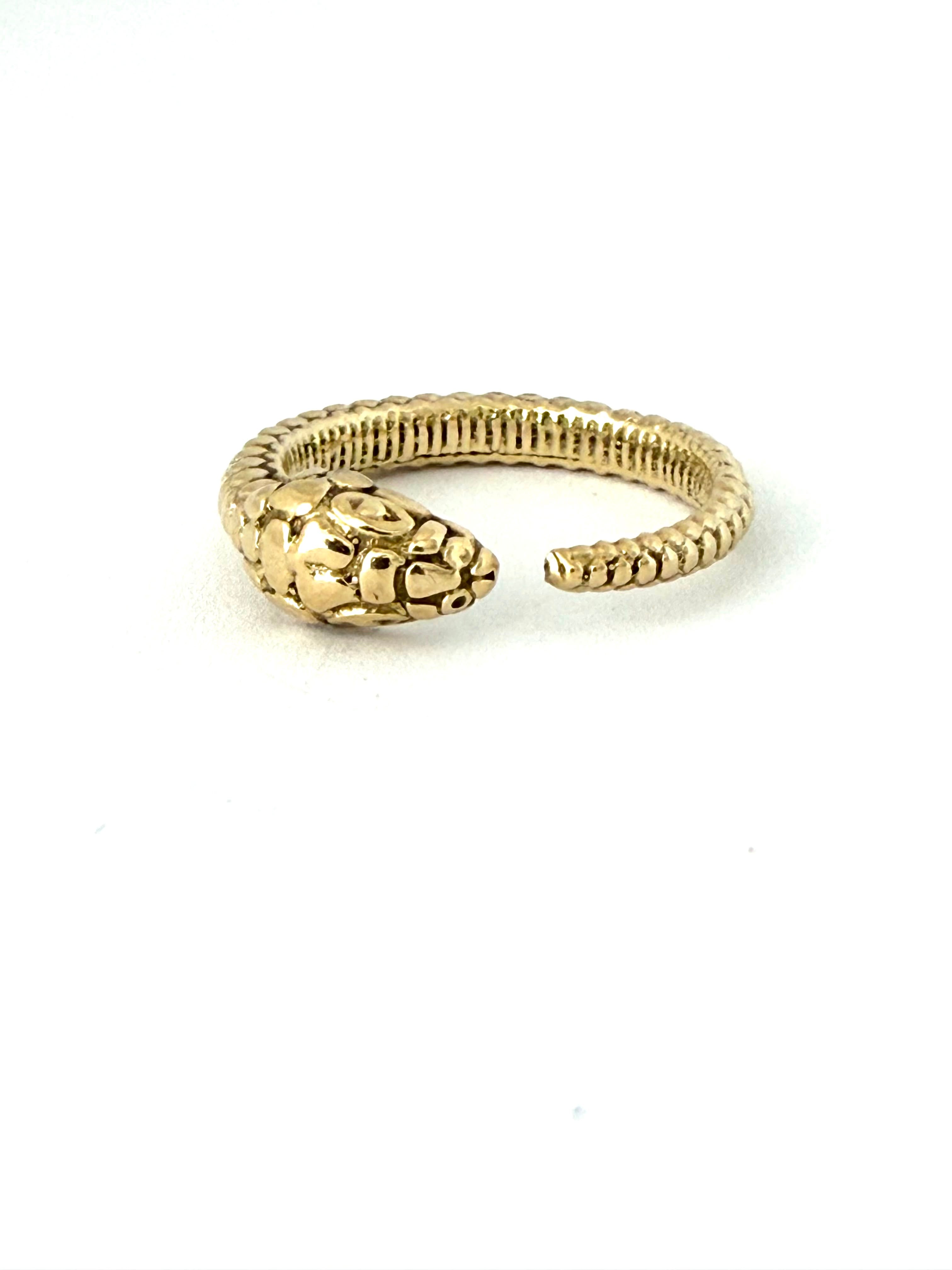 Anillo víbora en oro de 14k, talla ajustable, se hace sobre pedido