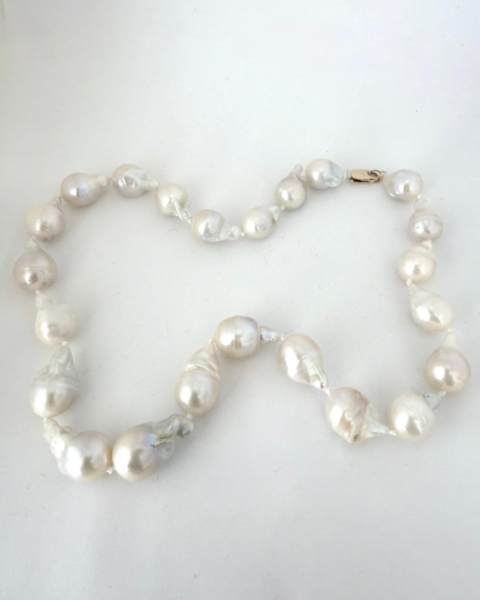 Collar de Perlas Barrocas de Agua Dulce