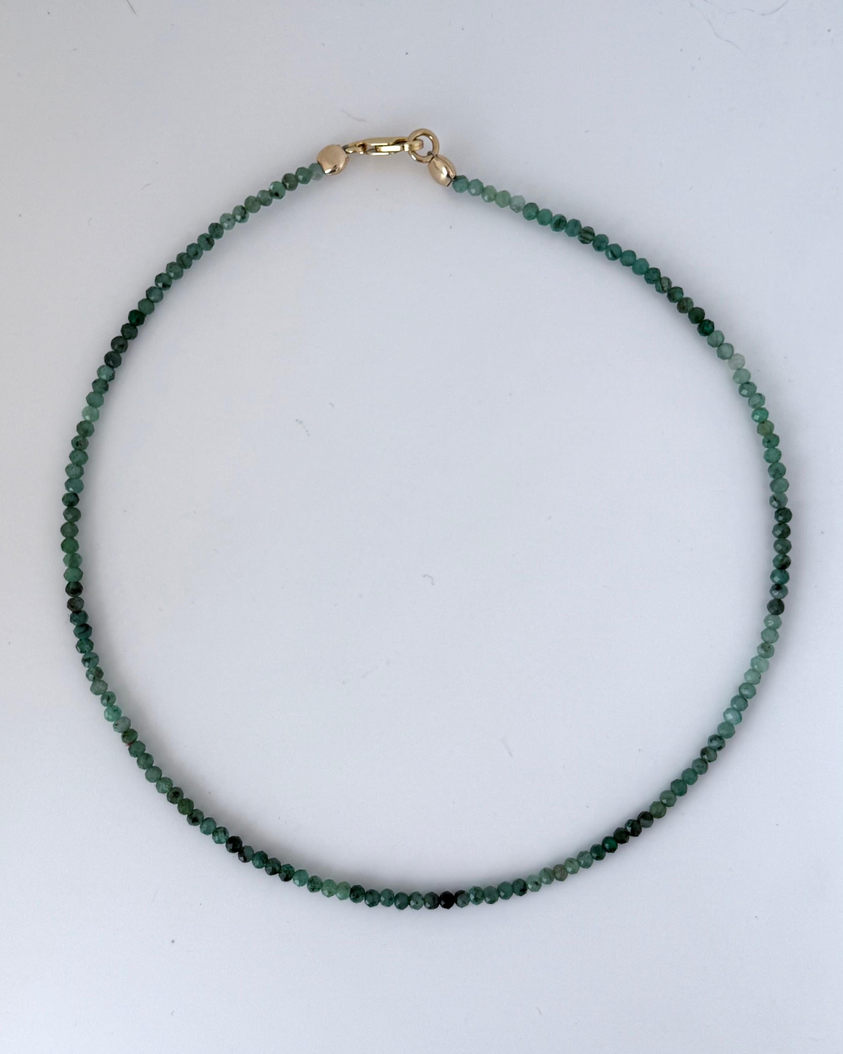 Collar de Esmeraldas