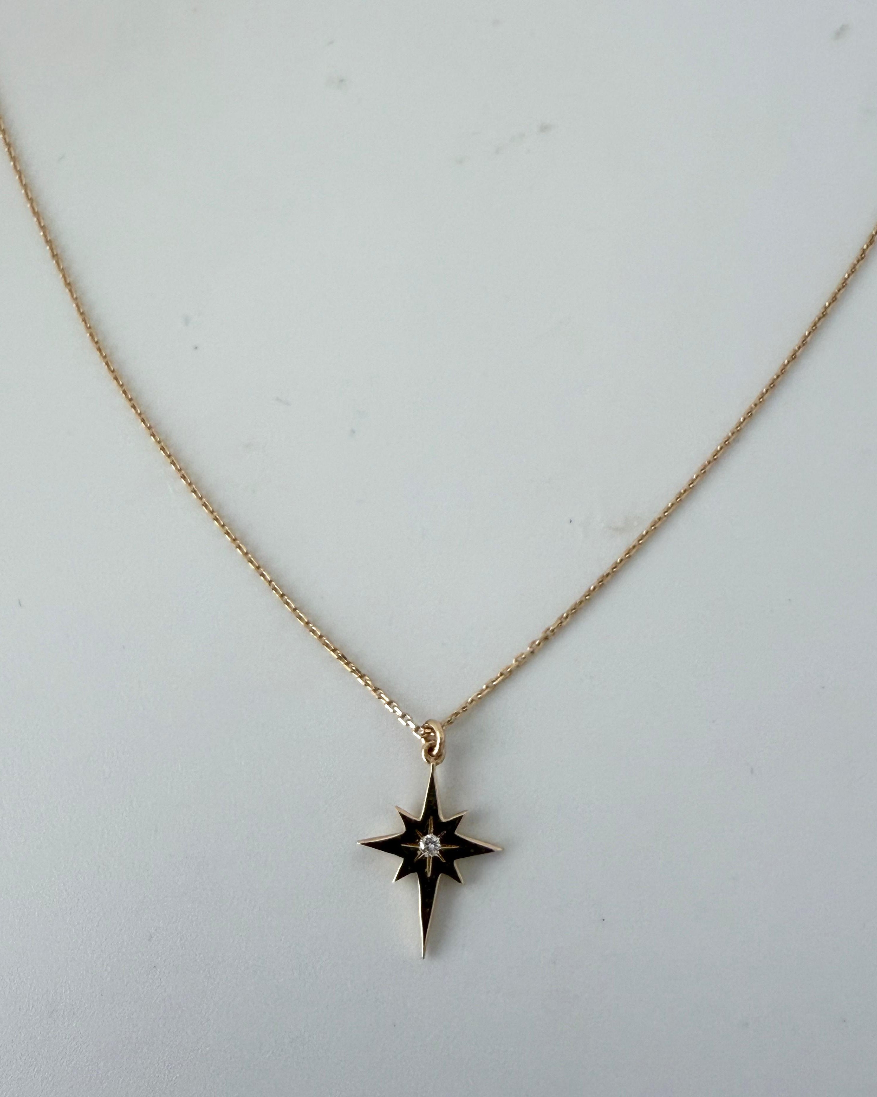 Collar Estrella de Diamante