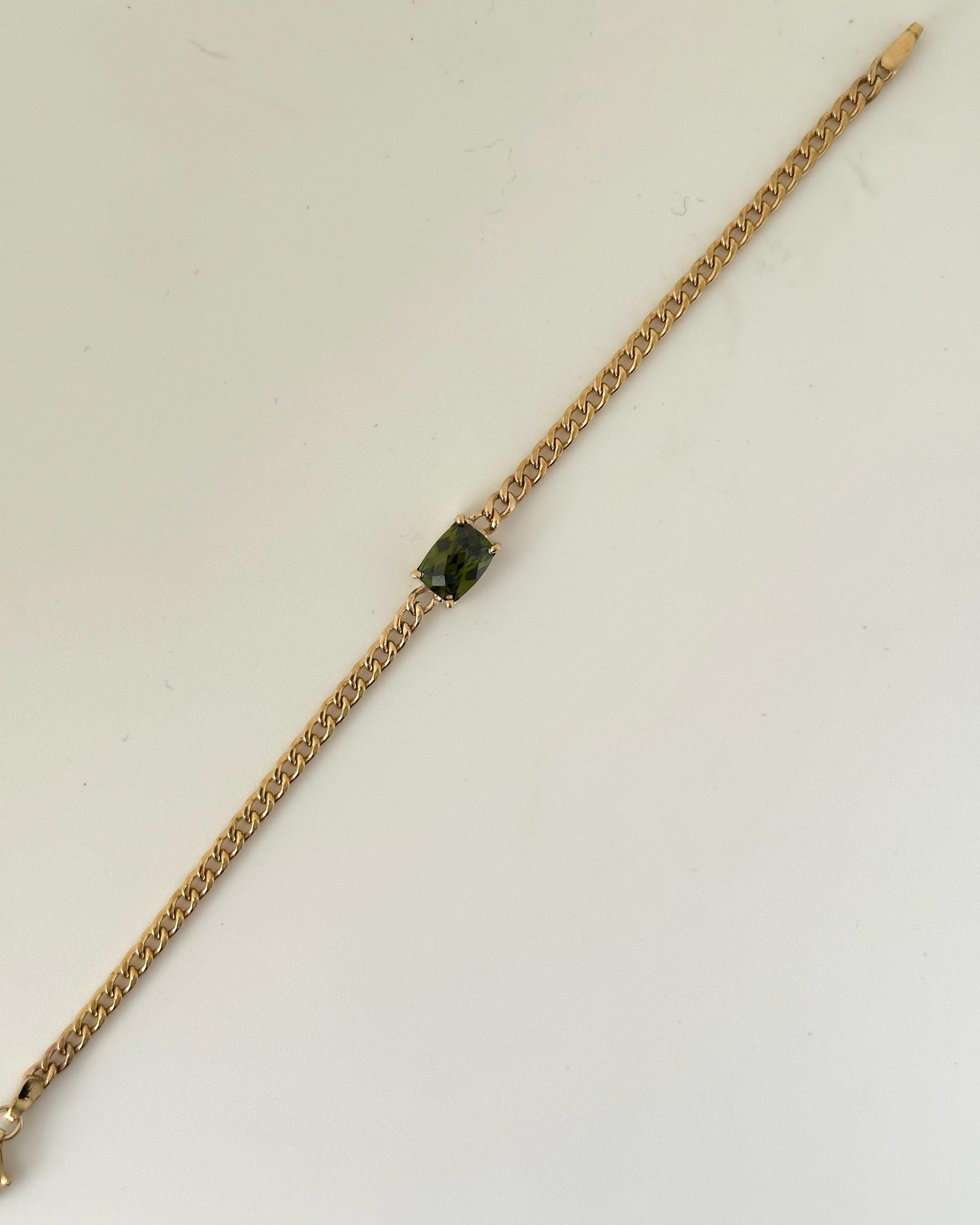 Pulsera de Peridoto en Oro