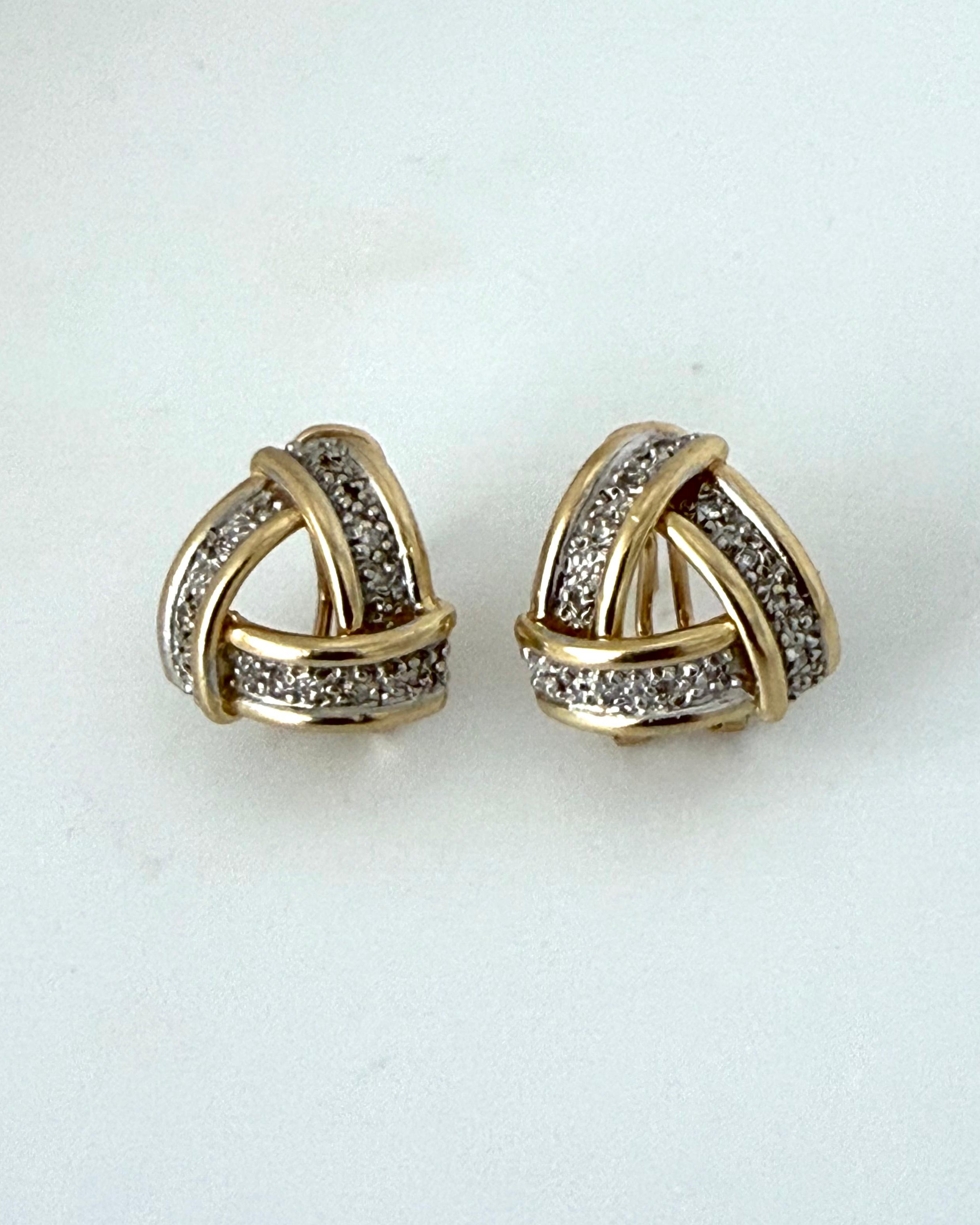 Aretes de Oro y Diamantes